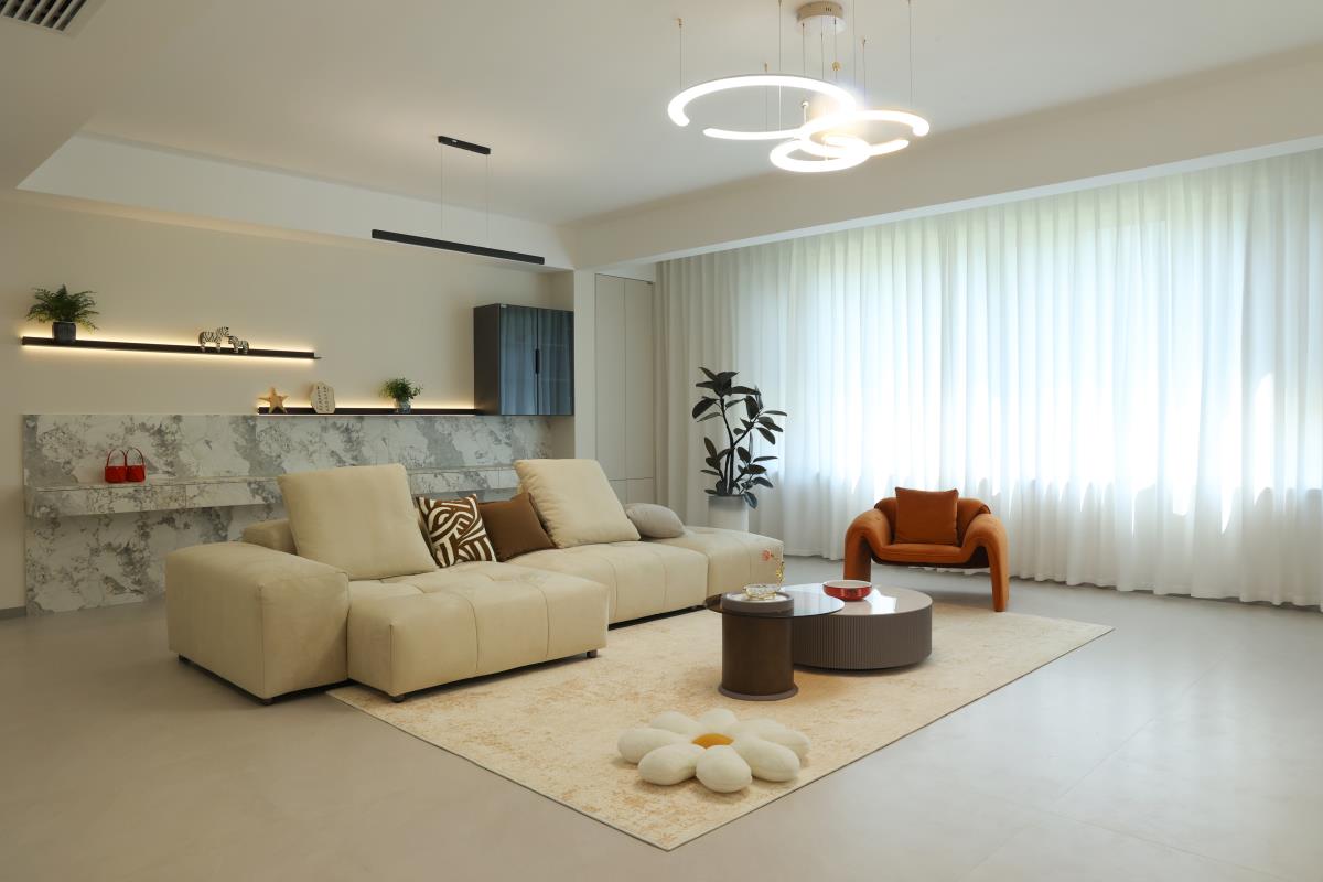 實景 | 這屆年輕人究竟有多會??？131㎡現(xiàn)代風(fēng)婚房，審美+功能雙雙在線！